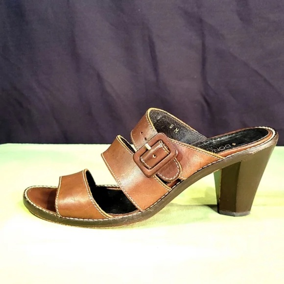 Donald J Pliner 3 Strap Leather Sandals - Picture 5 of 8